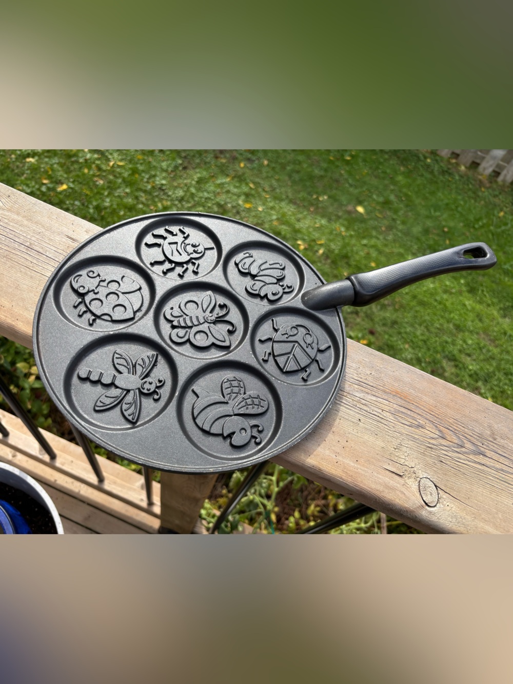 Nordic Ware Insect Bug Pancake Pan